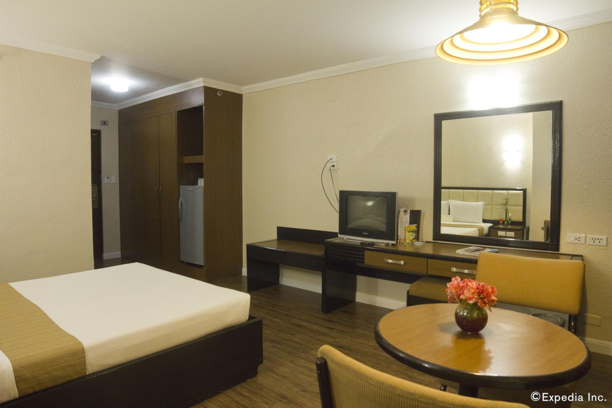 Rothman Hotel Манила Экстерьер фото