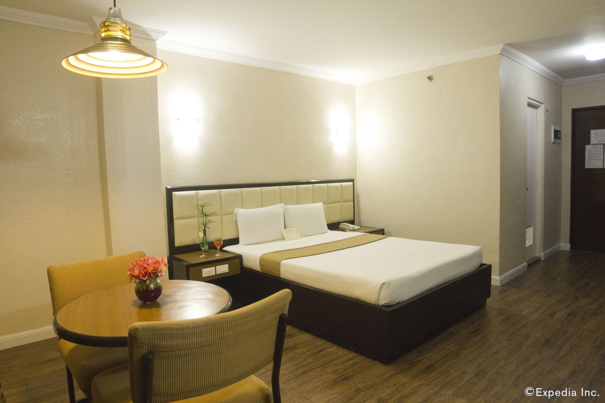 Rothman Hotel Манила Экстерьер фото