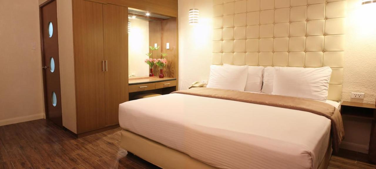 Rothman Hotel Манила Экстерьер фото