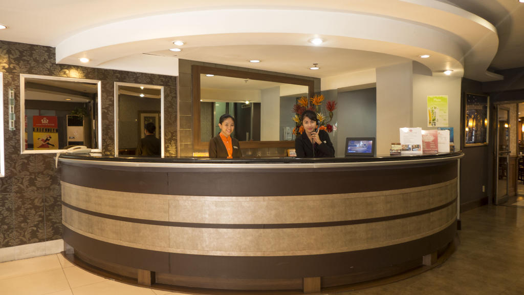 Rothman Hotel Манила Экстерьер фото